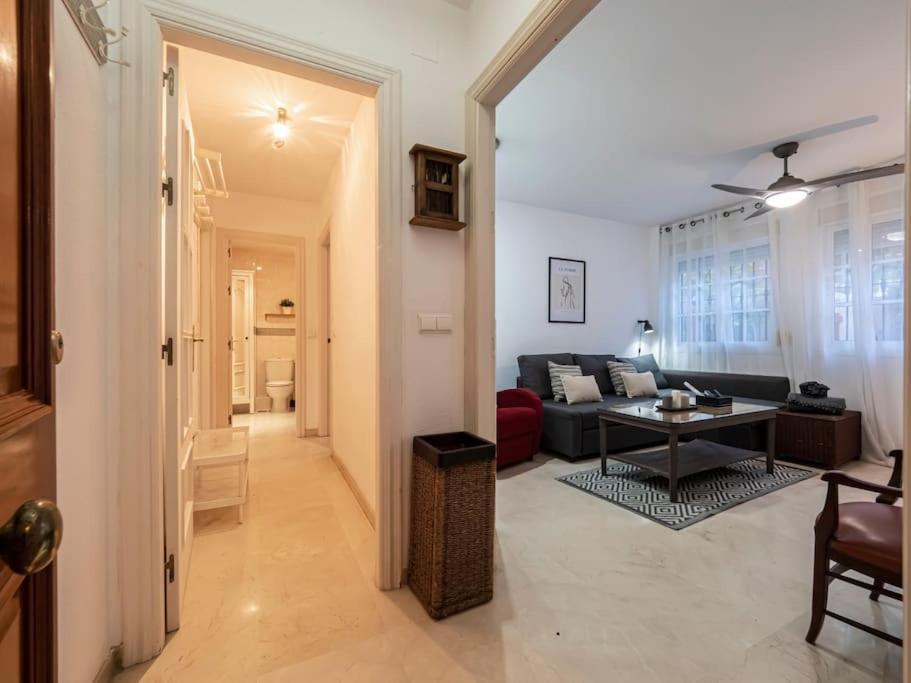 Tranquilo Y Bonito Apartamento A 10 Min Del Centro Малага Екстериор снимка
