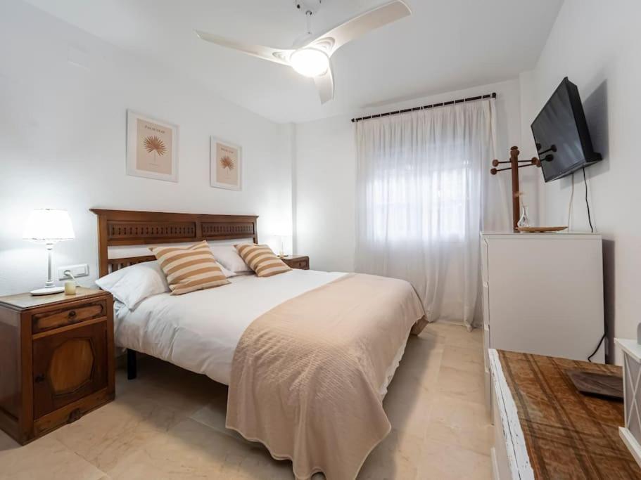 Tranquilo Y Bonito Apartamento A 10 Min Del Centro Малага Екстериор снимка